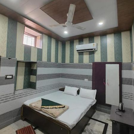 Bhagat Ji Guest House Ayodhya Exteriér fotografie