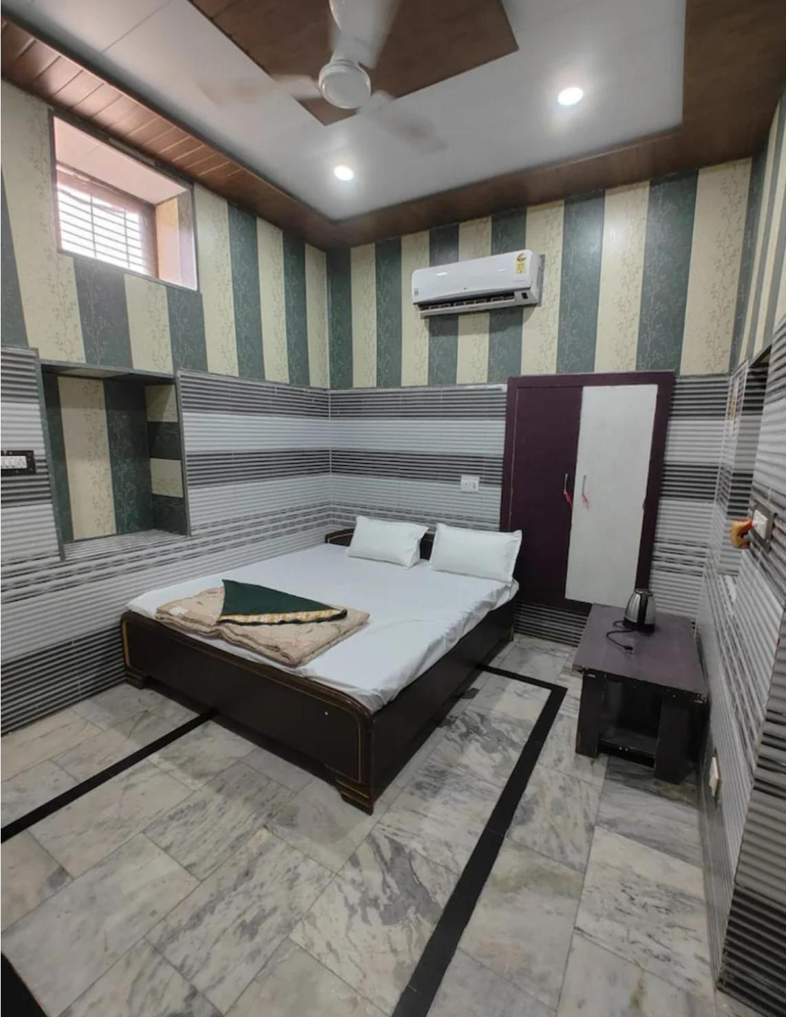 Bhagat Ji Guest House Ayodhya Exteriér fotografie